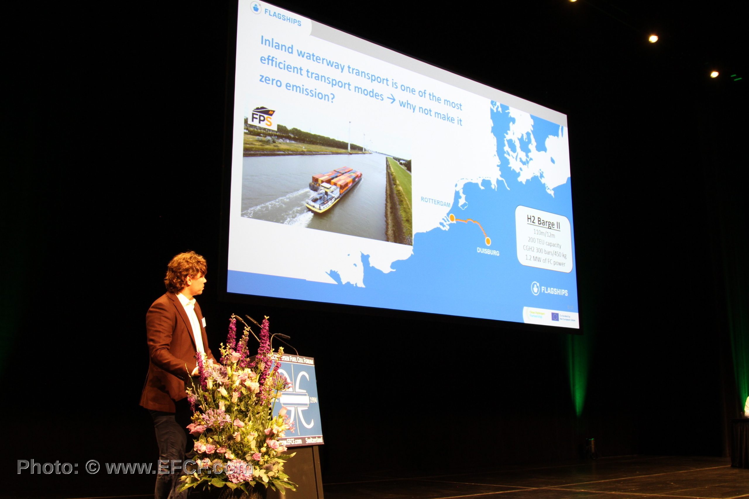 Jyrki Mikkola, VTT, presenting Flagships at EFCF 2025.
